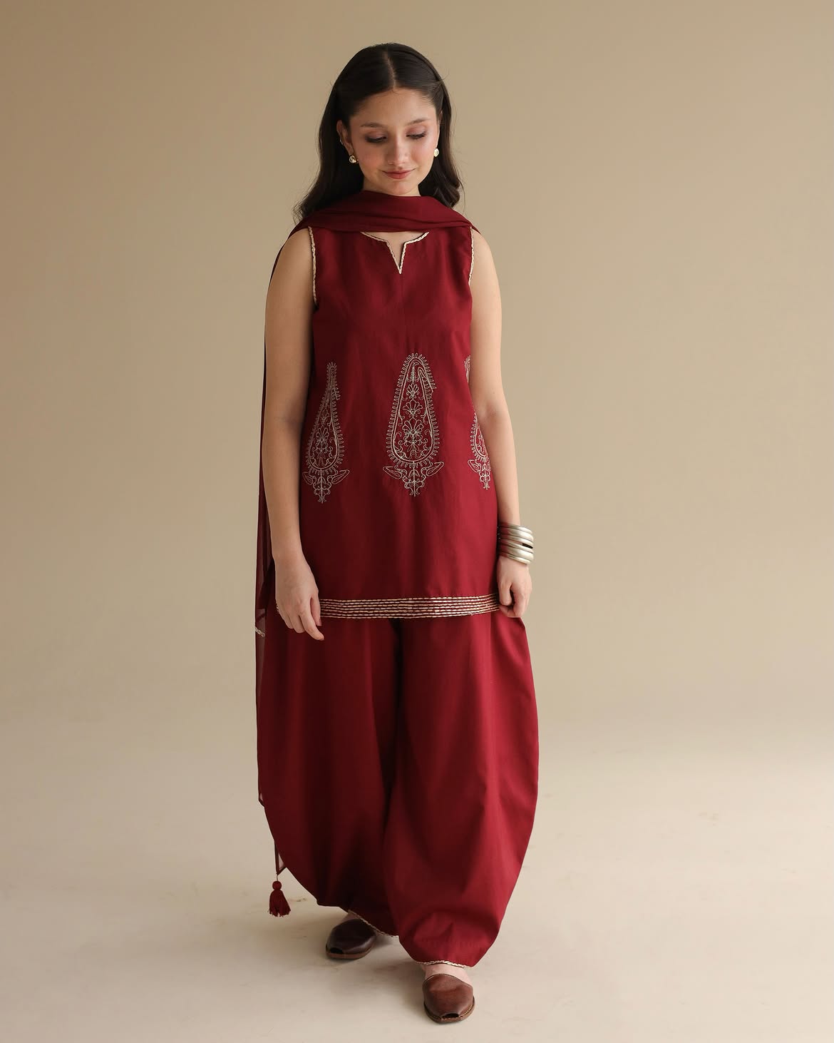 DEEP MEHROON | 3-PIECE STITCHED OUTFIT
