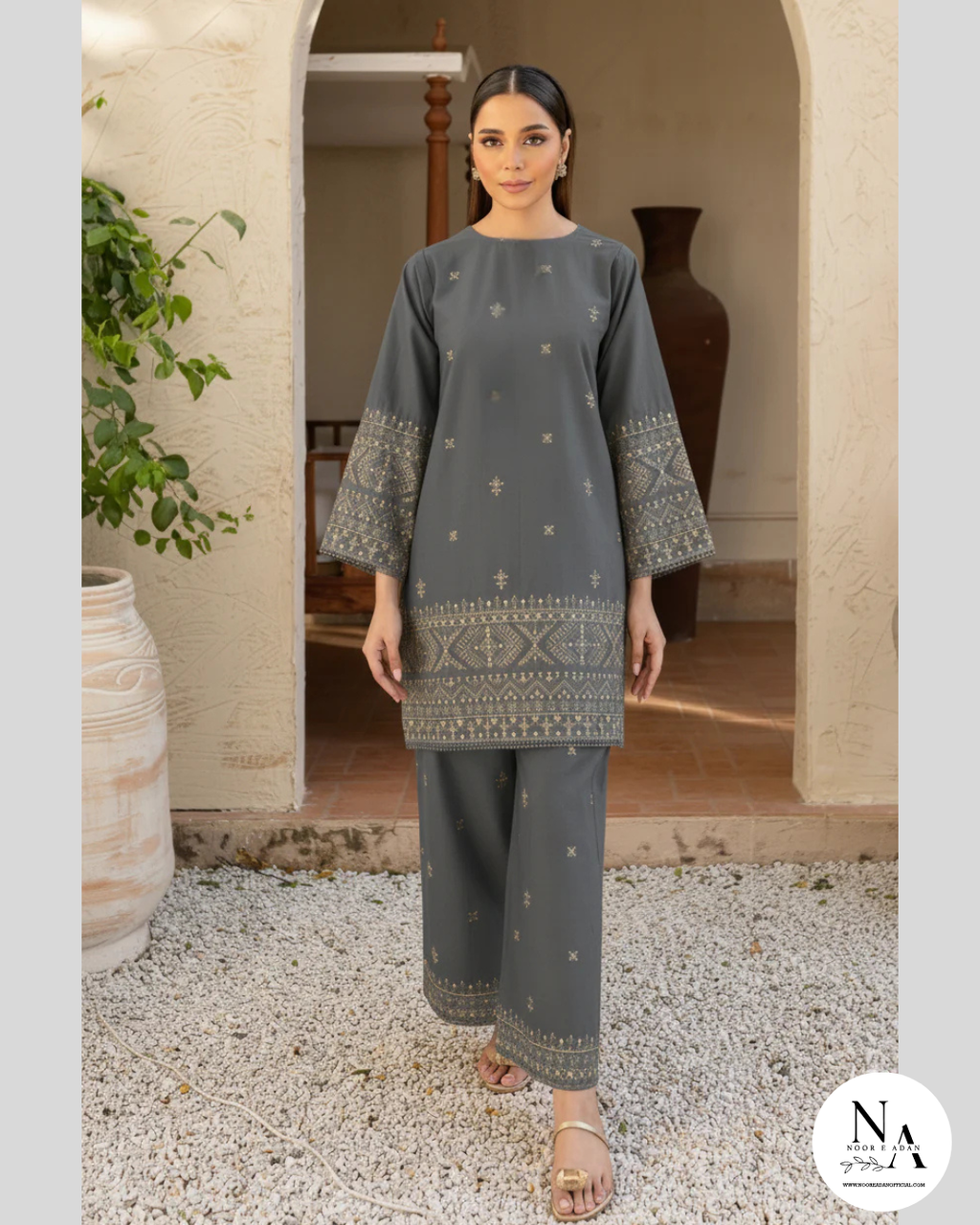 Grey Aura – 2 Piece Embroidered