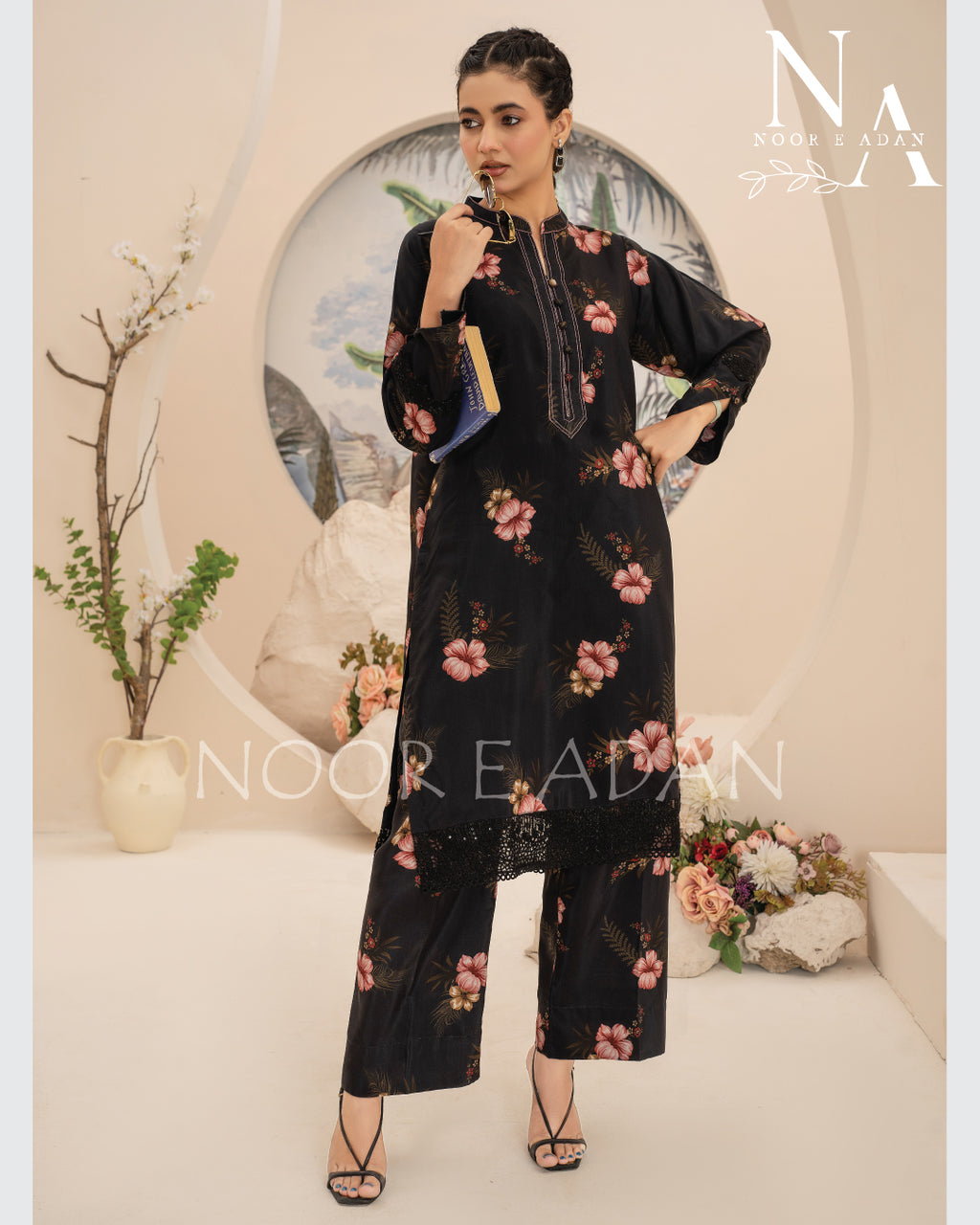 Floral Noir – Winter Viscose