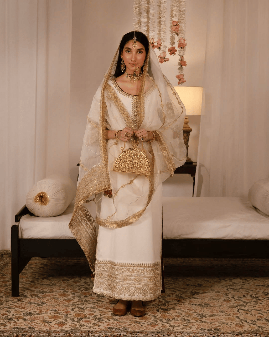 Safaid Zarqash | 3-Piece Stitched Embroidered Outfit