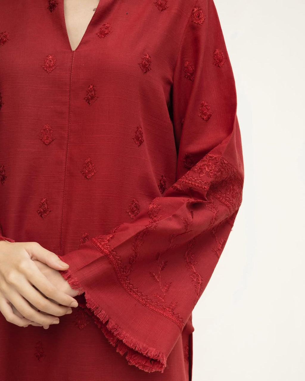 SCARLET | 2 Piece Stitched Suit