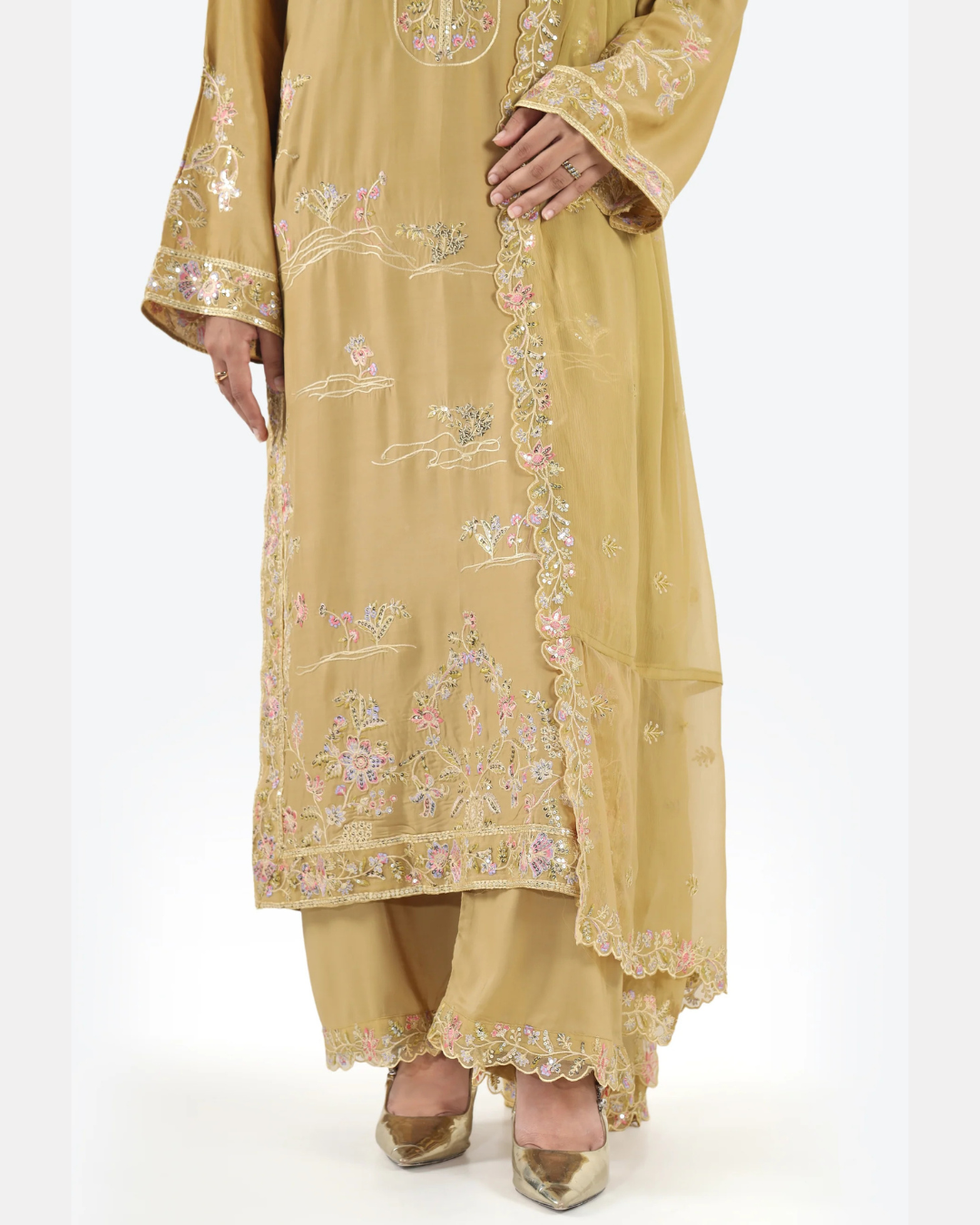 Royal Imperial Aura – 3-Piece Stitched Ensemble