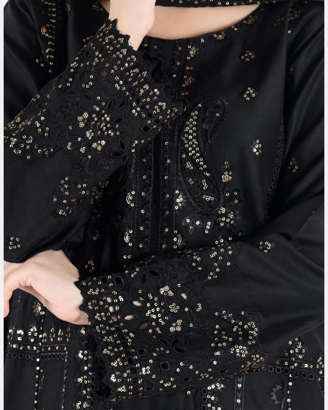 Black Royal Opulence – 3-Piece Stitched Luxury Suit