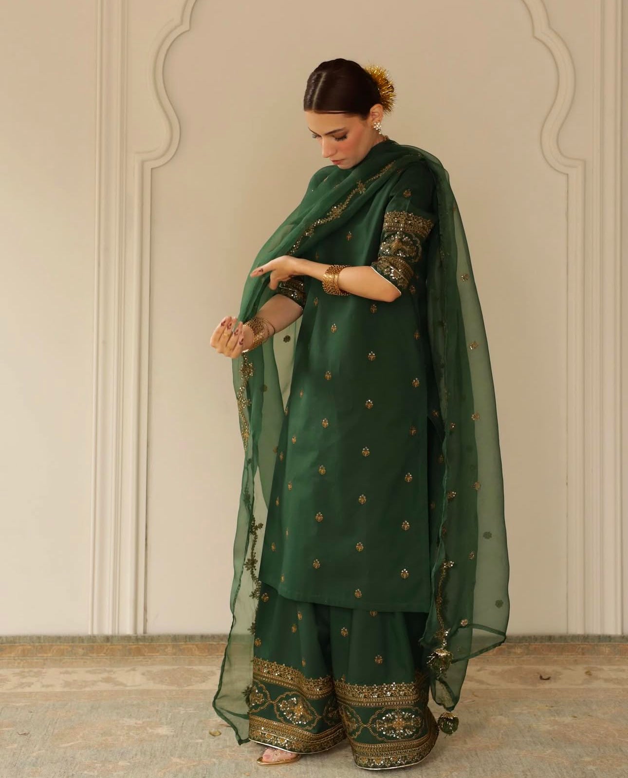 Royal Green Attire – Luxury 3-Piece Suit for Women