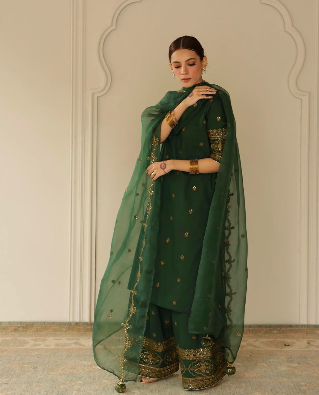 Royal Green Attire – Luxury 3-Piece Suit for Women
