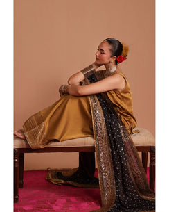 Zarina Royale | 3-PIECE STITCHED OUTFIT