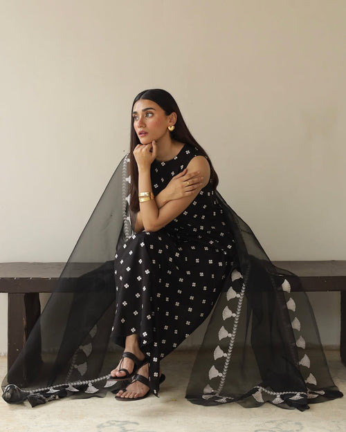 Black Noir – Elegant Embroidered Suit for Women