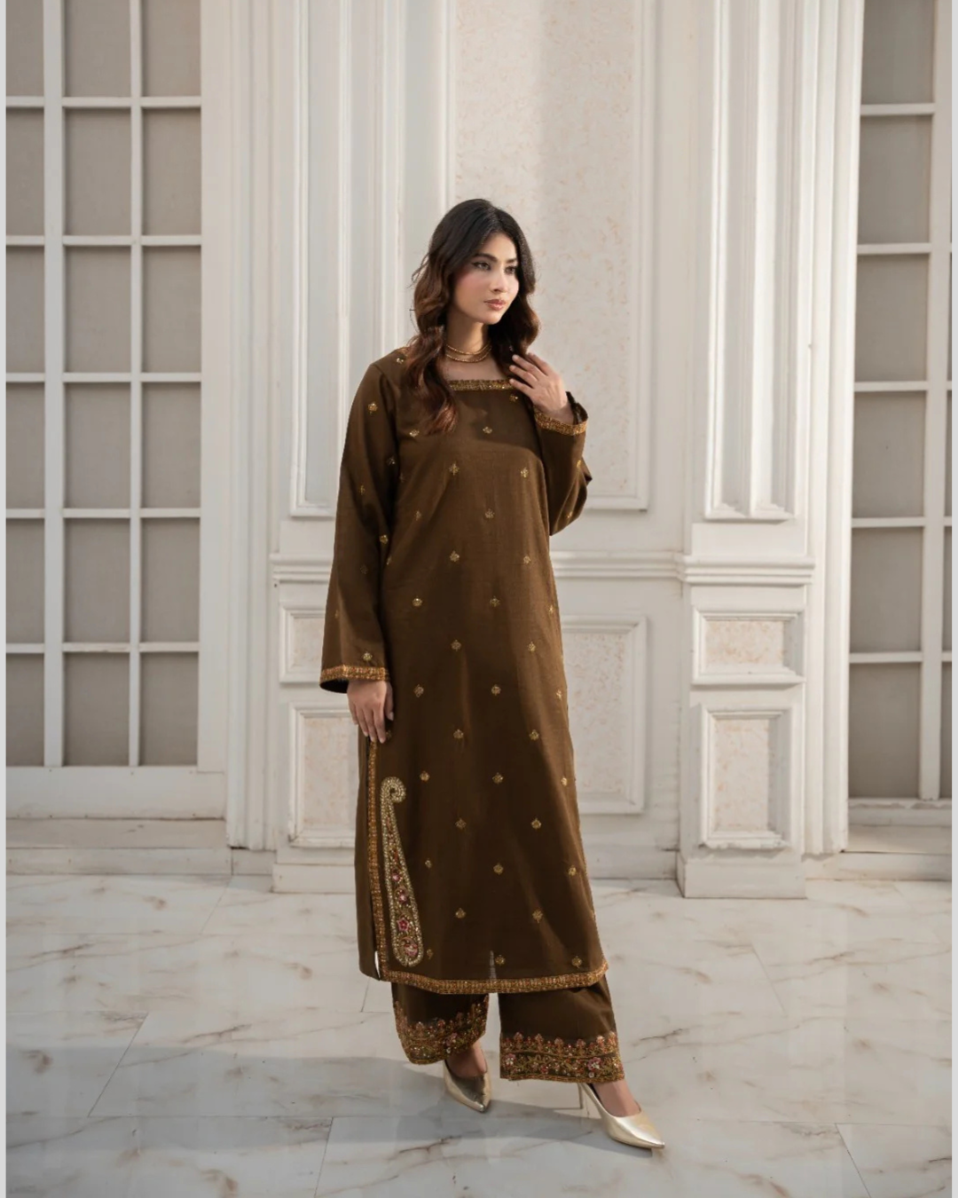 Tobacco Charm – 2-Piece Stitched Suit