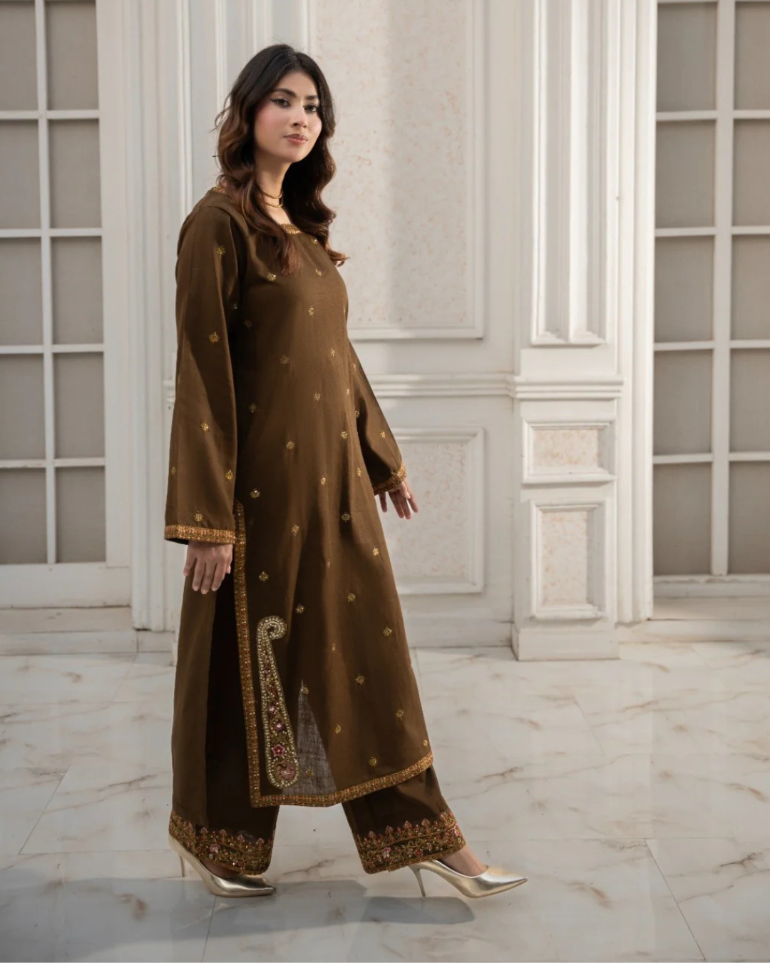 Tobacco Charm – 2-Piece Stitched Suit