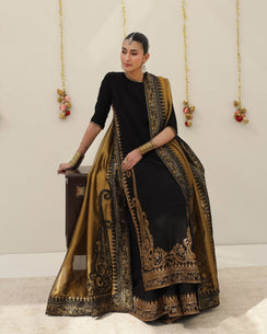 ZARMINA 3-PIECE STITHCED OUTFIT