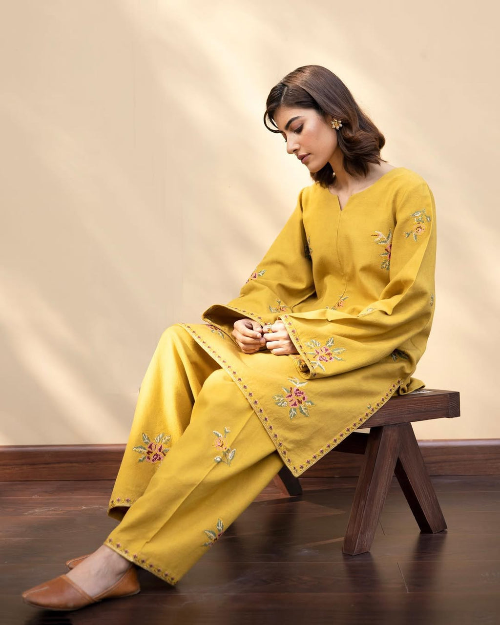 Zarqoon | 2-Piece Stitched Winter Outfit