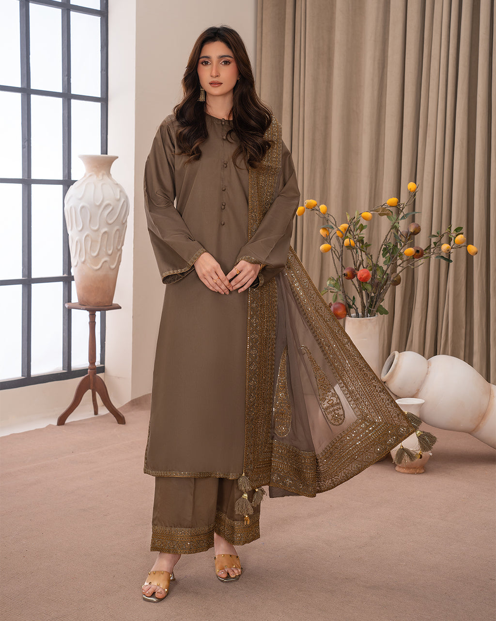 Brown Mystique Luxury - 3 Piece Stitched Suit