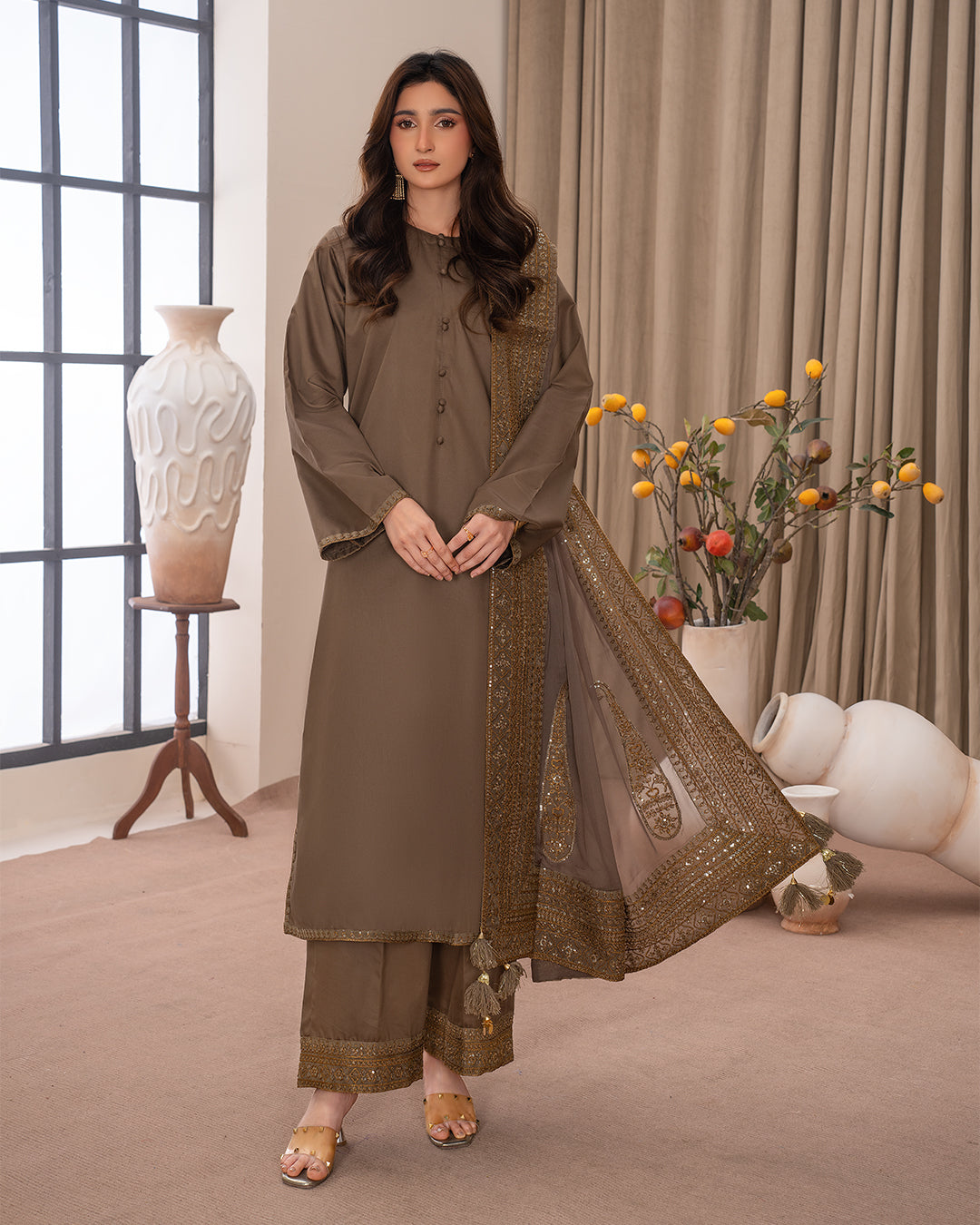 Brown Mystique Luxury - 3 Piece Stitched Suit