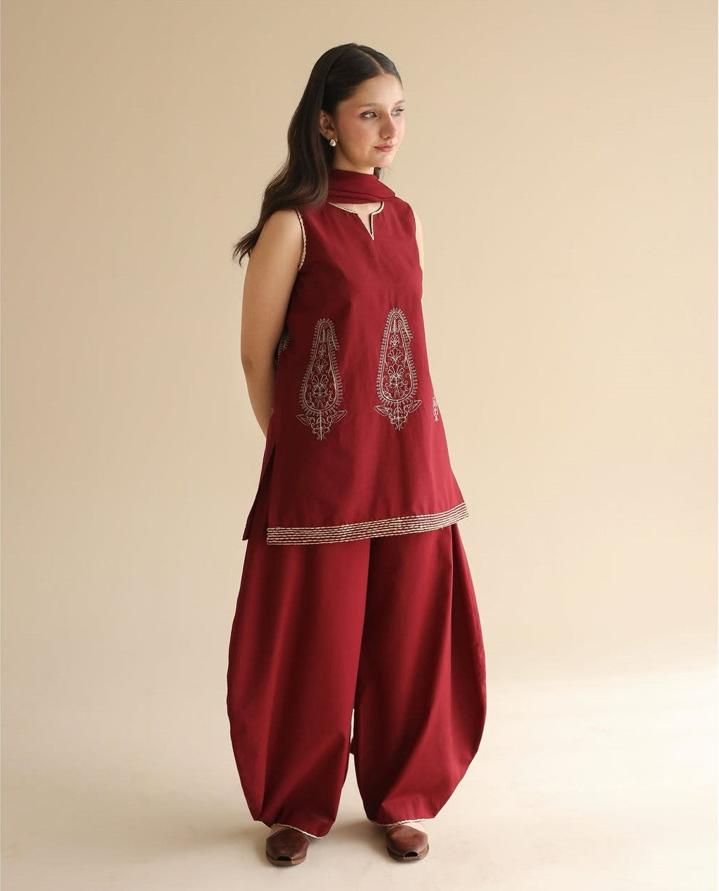 DEEP MEHROON | 3-PIECE STITCHED OUTFIT