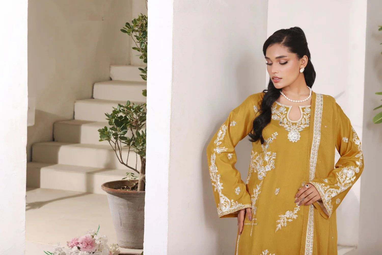 Honey Glow | 3 Piece Stitched Suit