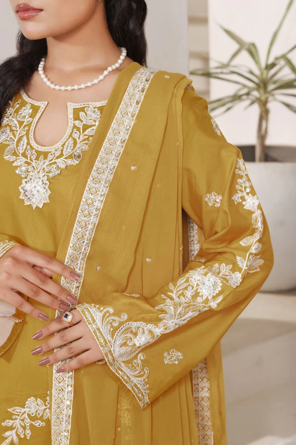 Honey Glow | 3 Piece Stitched Suit