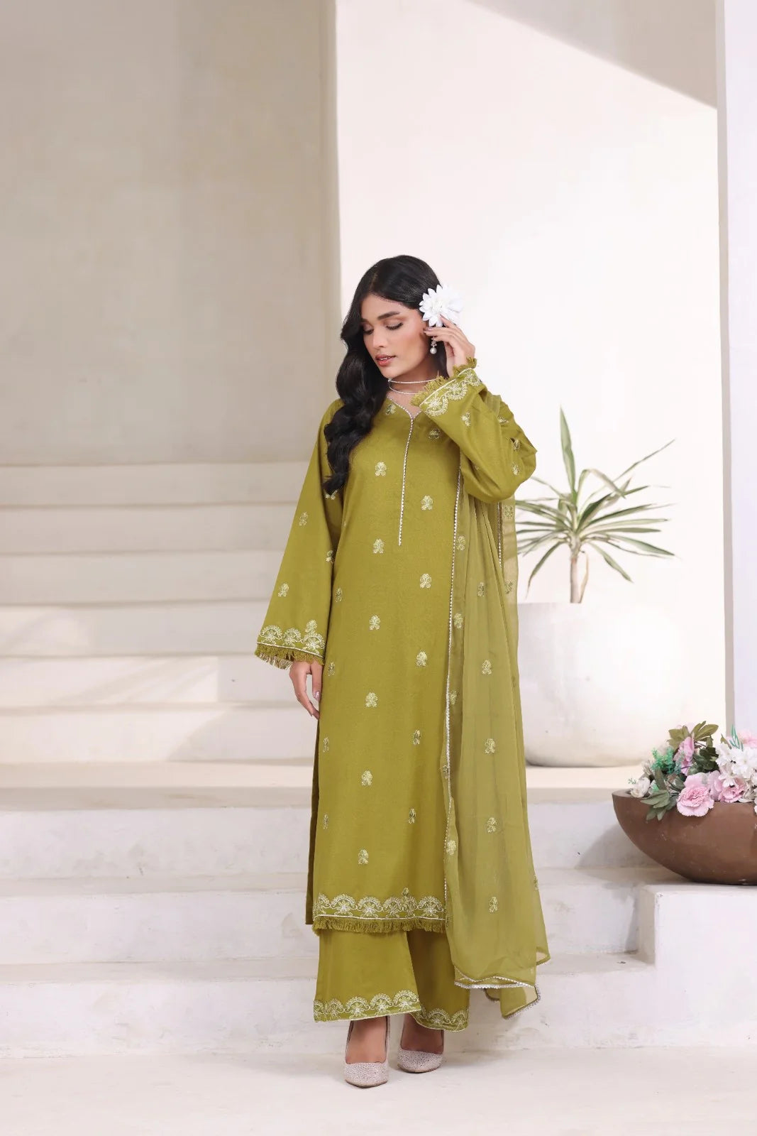 Meadow Glow | 3 Piece Stitched Suit