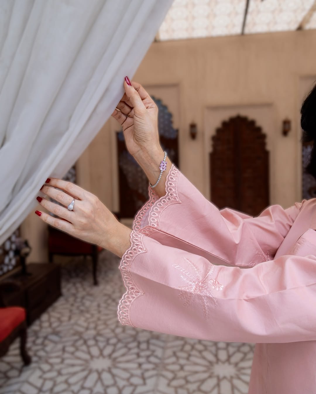 Rosy Bloom | 3-Piece Stitched Suit