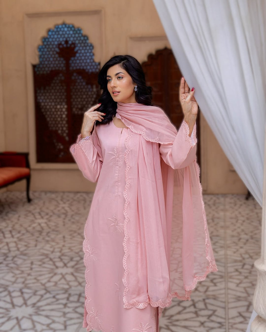 Rosy Bloom | 3-Piece Stitched Suit