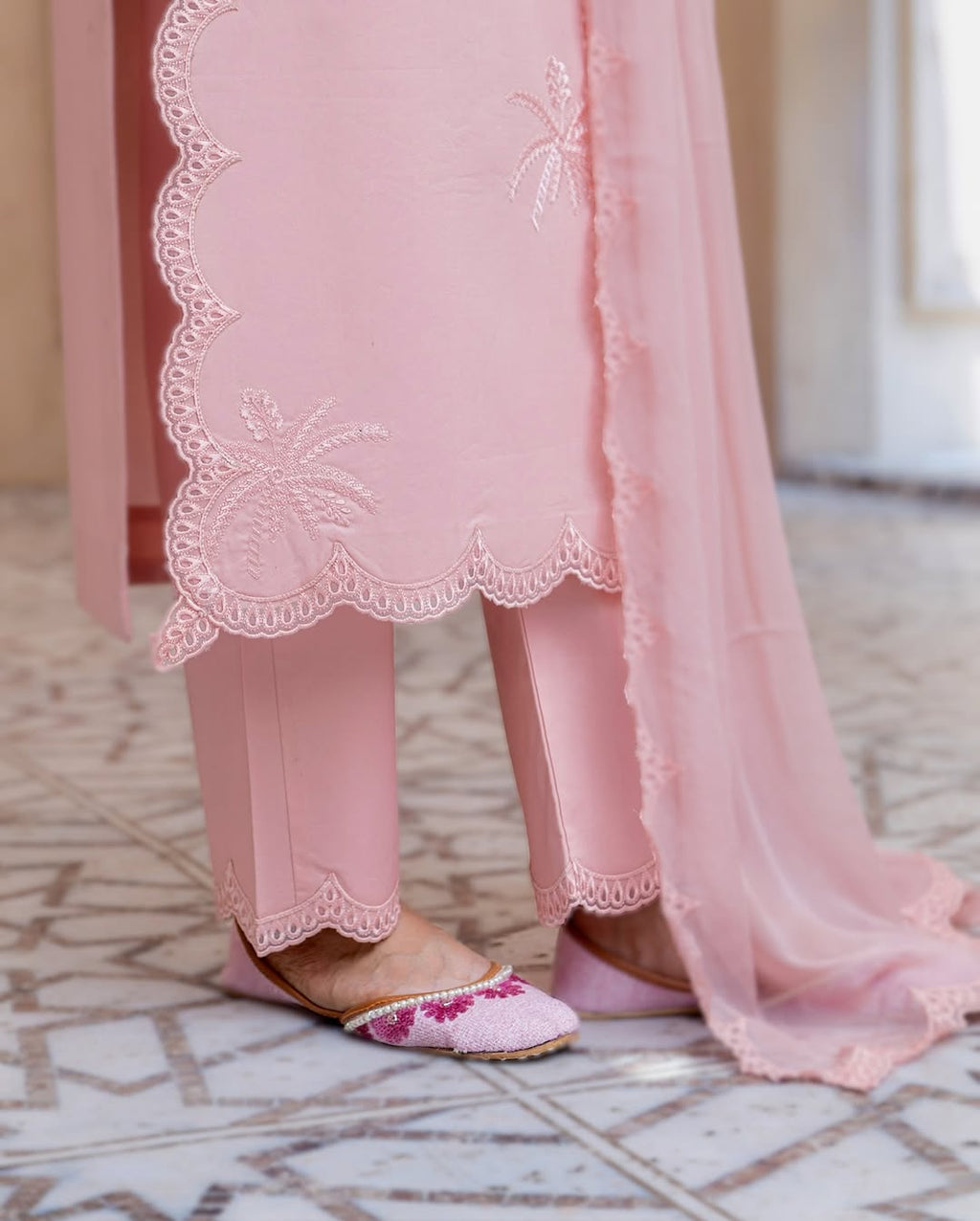 Rosy Bloom | 3-Piece Stitched Suit